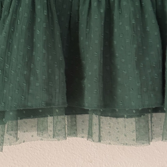 Zara Trafaluc Blouse sz Medium Green Embroidered Ruffle Peplum Top Short Sleeves - Picture 4 of 11